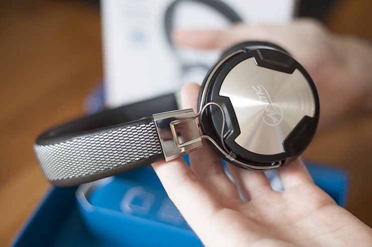 Arctic-Cooling-P614-BT-slušalice-headphones-review-hands-on-12.jpg